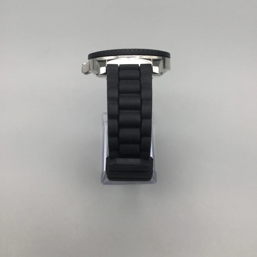 NHL Toronto Maple Leafs Mens Watch 42mm White Dial Black Silicone New Battery